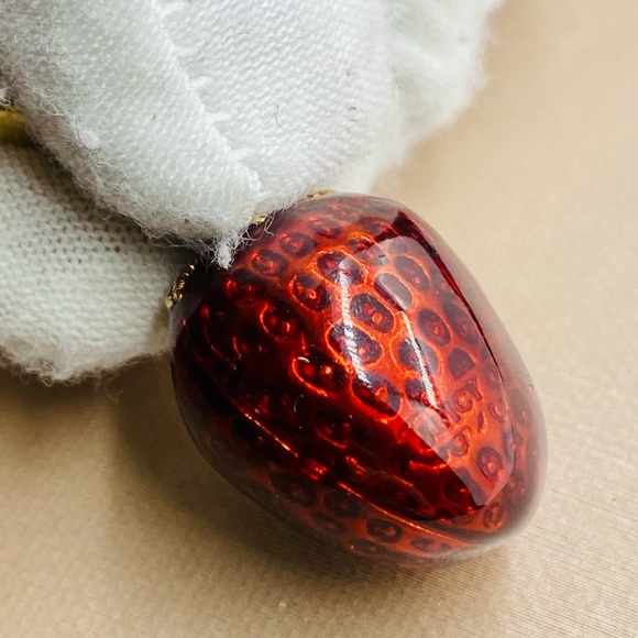 EUC Rare Retired Juicy Couture Red Glazed Strawberry Charm - Picture 8 of 16